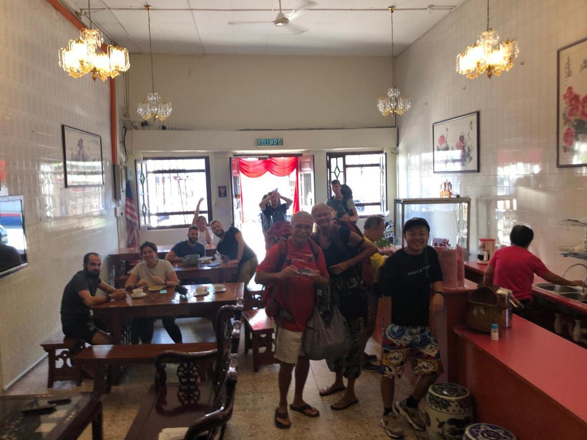 Apple Backpackers Hotel George Town Buitenkant foto